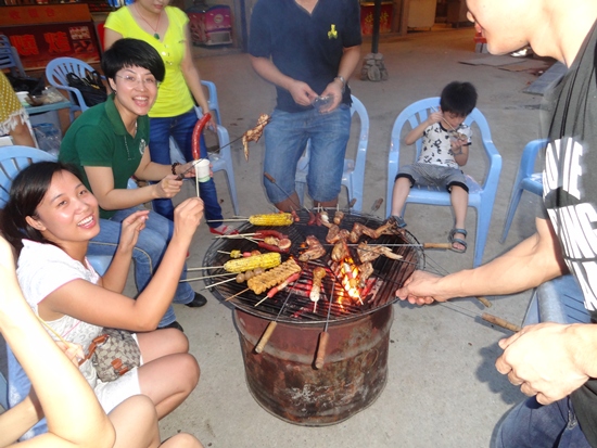 2012年9月7號的集體到山水田園看表演和燒烤活動(dòng)